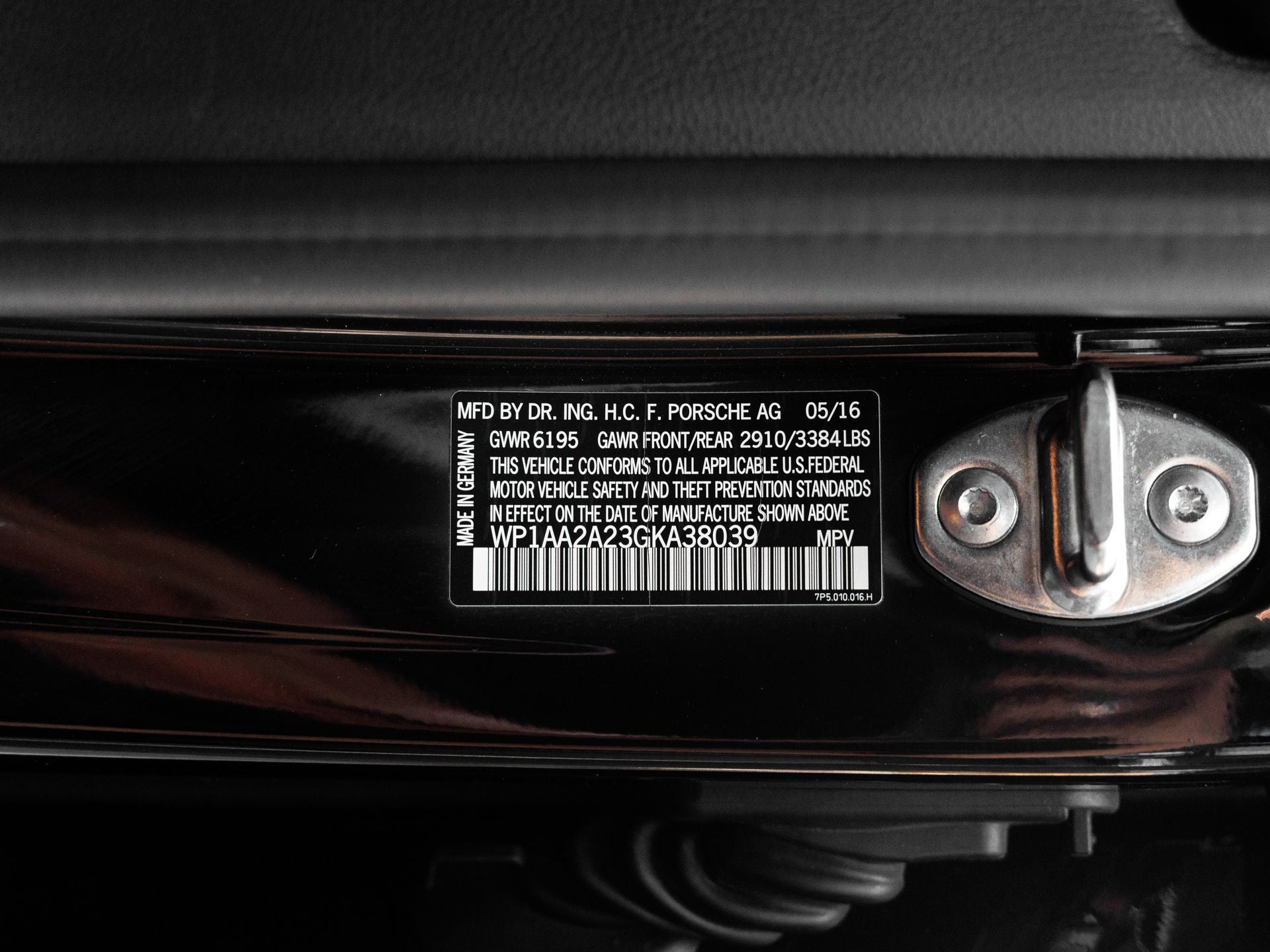 2016 Porsche Cayenne Cayenne