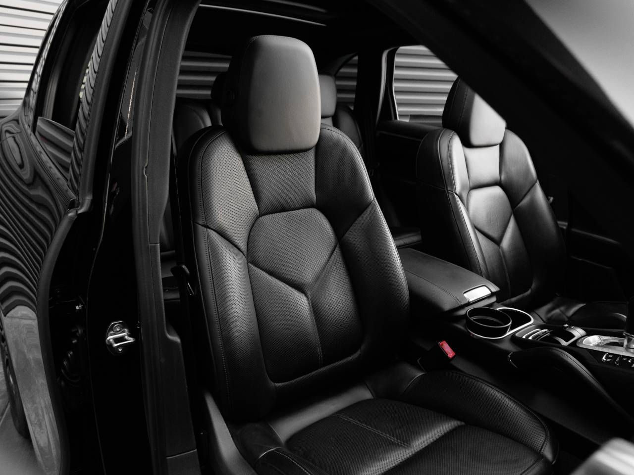 2016 Porsche Cayenne Cayenne