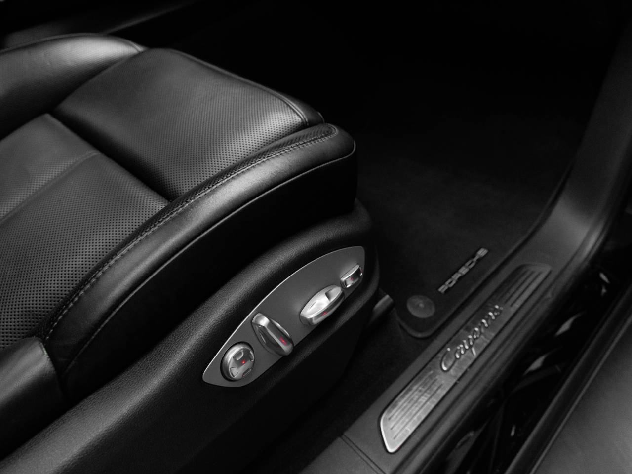 2016 Porsche Cayenne Cayenne