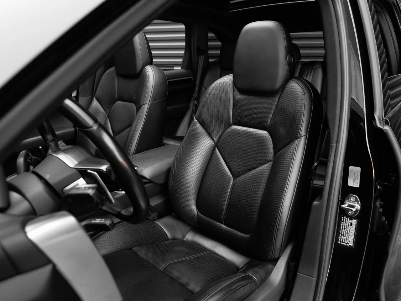 2016 Porsche Cayenne Cayenne