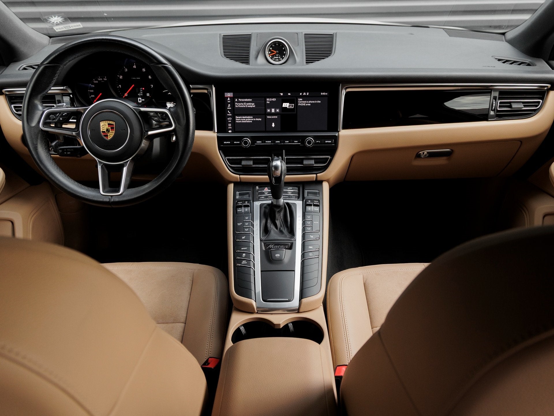 2021 Porsche Macan Macan