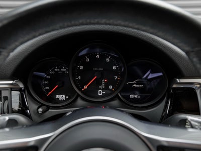 2021 Porsche Macan Macan