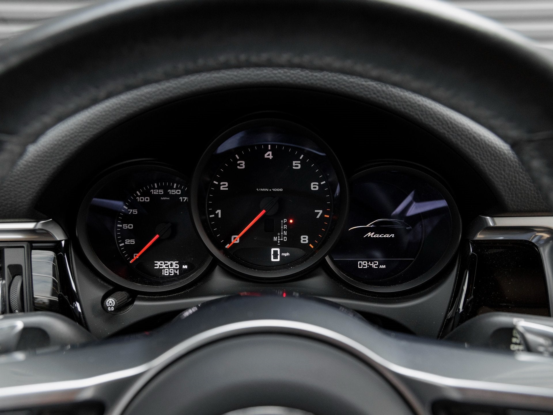 2021 Porsche Macan Macan