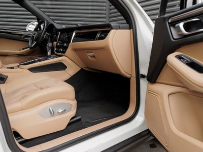 2021 Porsche Macan Macan