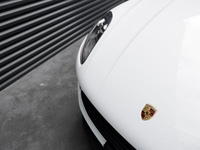 2021 Porsche Macan Macan