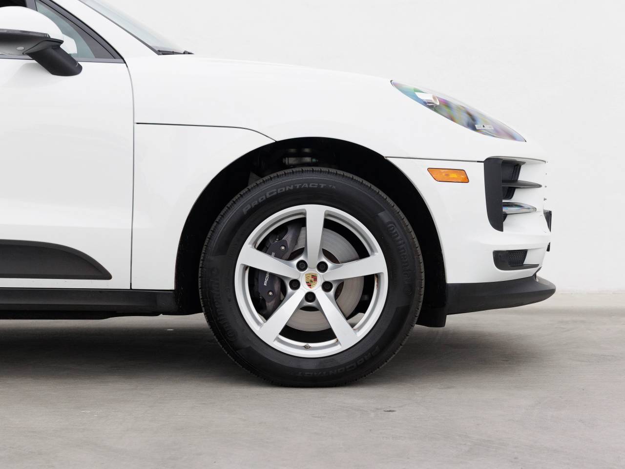 2021 Porsche Macan Macan