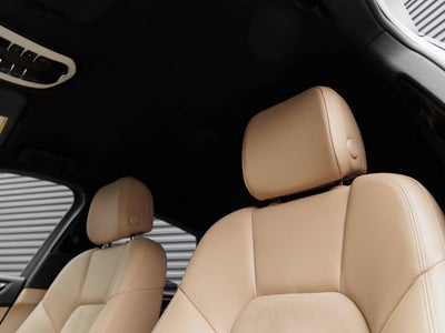 2021 Porsche Macan Macan