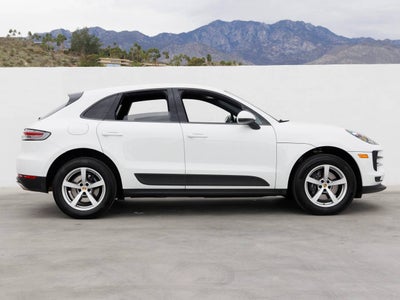 2021 Porsche Macan Macan