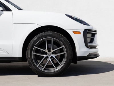 2026 Porsche Macan Macan