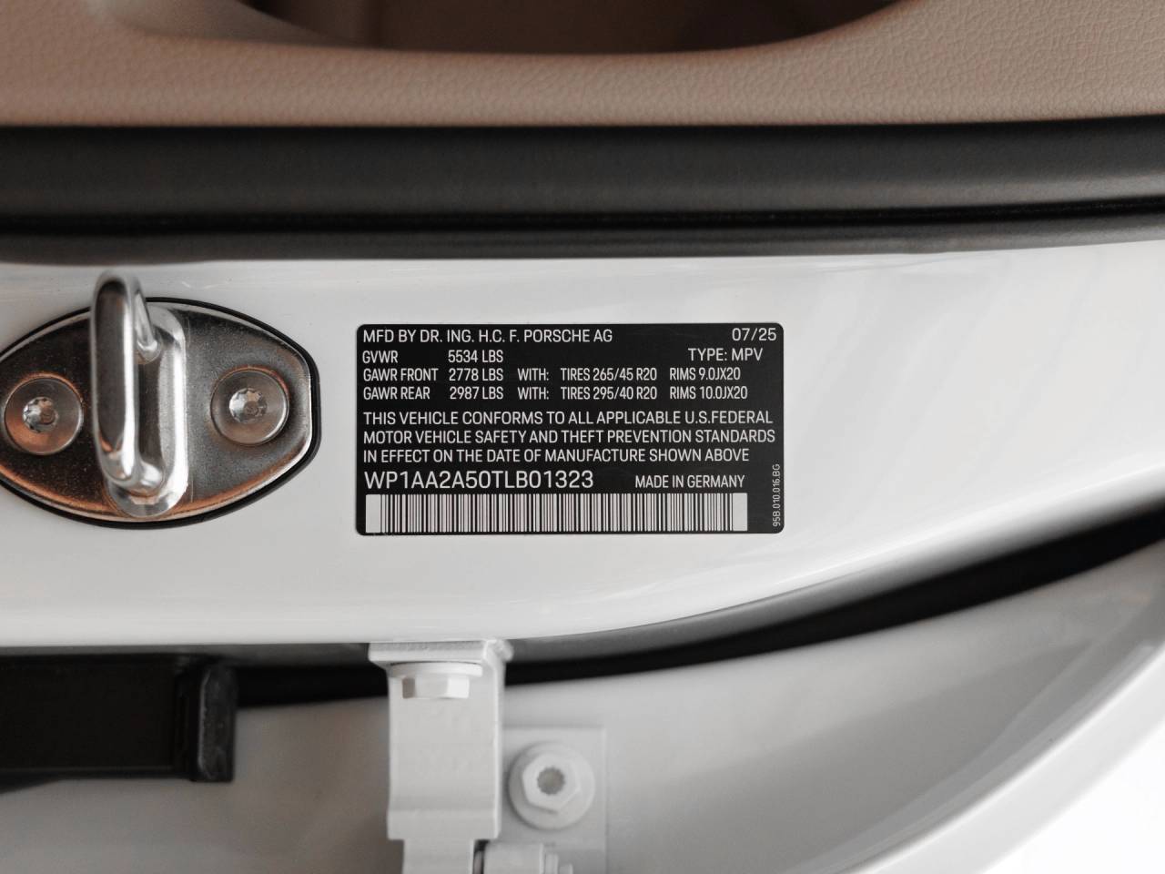 2026 Porsche Macan Macan