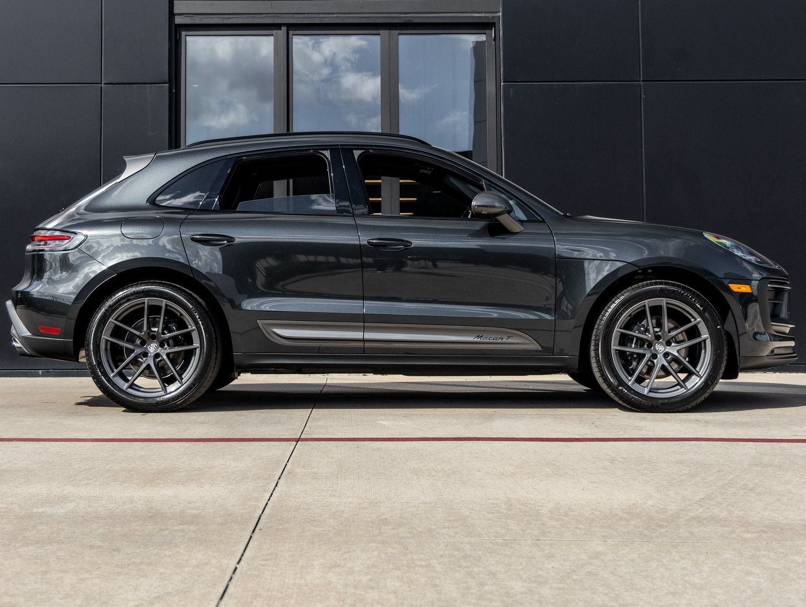 2026 Porsche Macan T