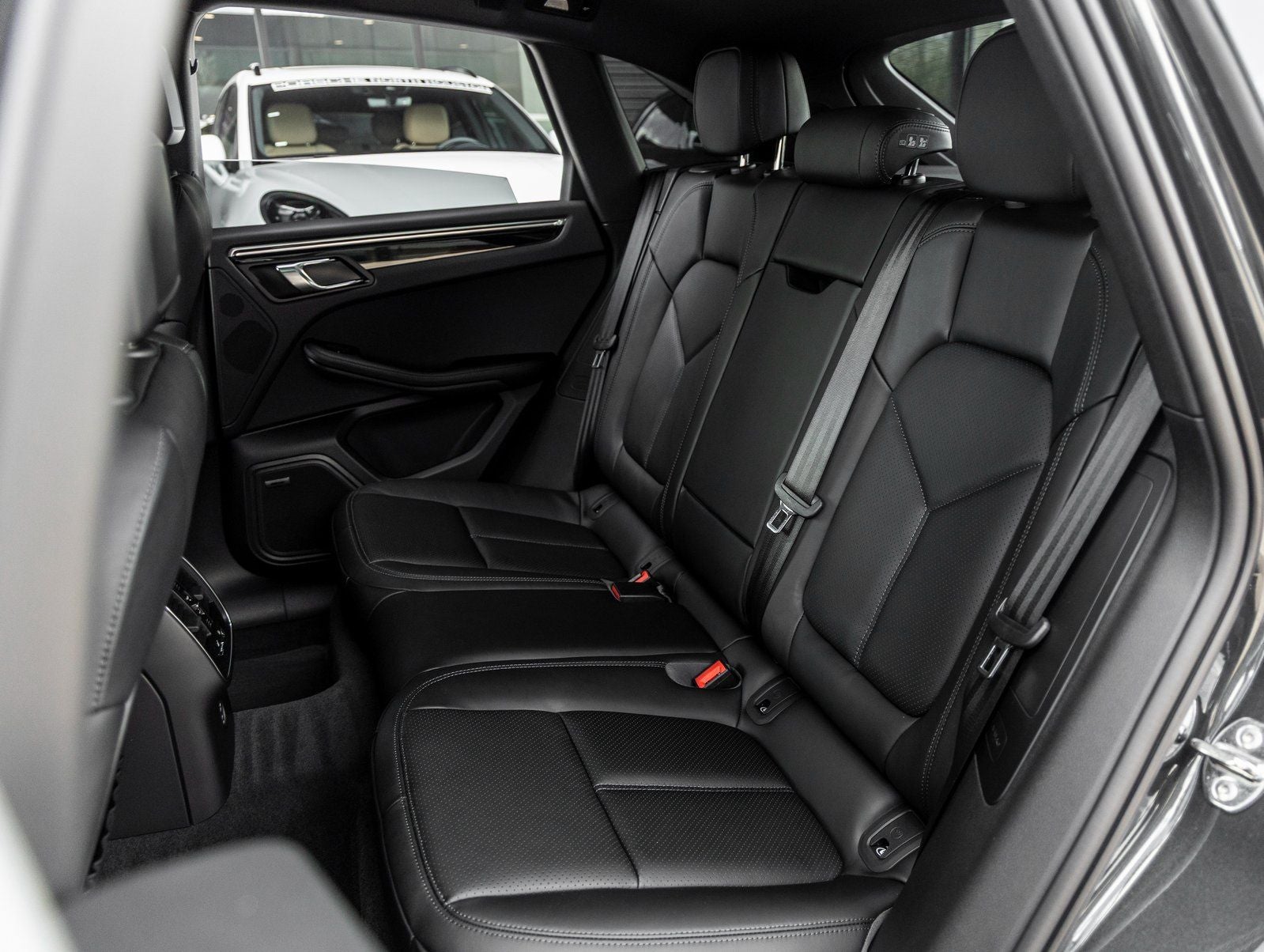 2026 Porsche Macan T