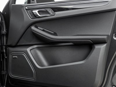 2026 Porsche Macan T