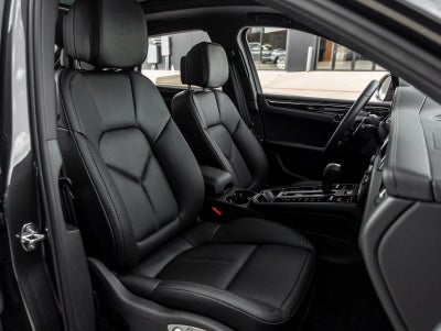 2026 Porsche Macan T