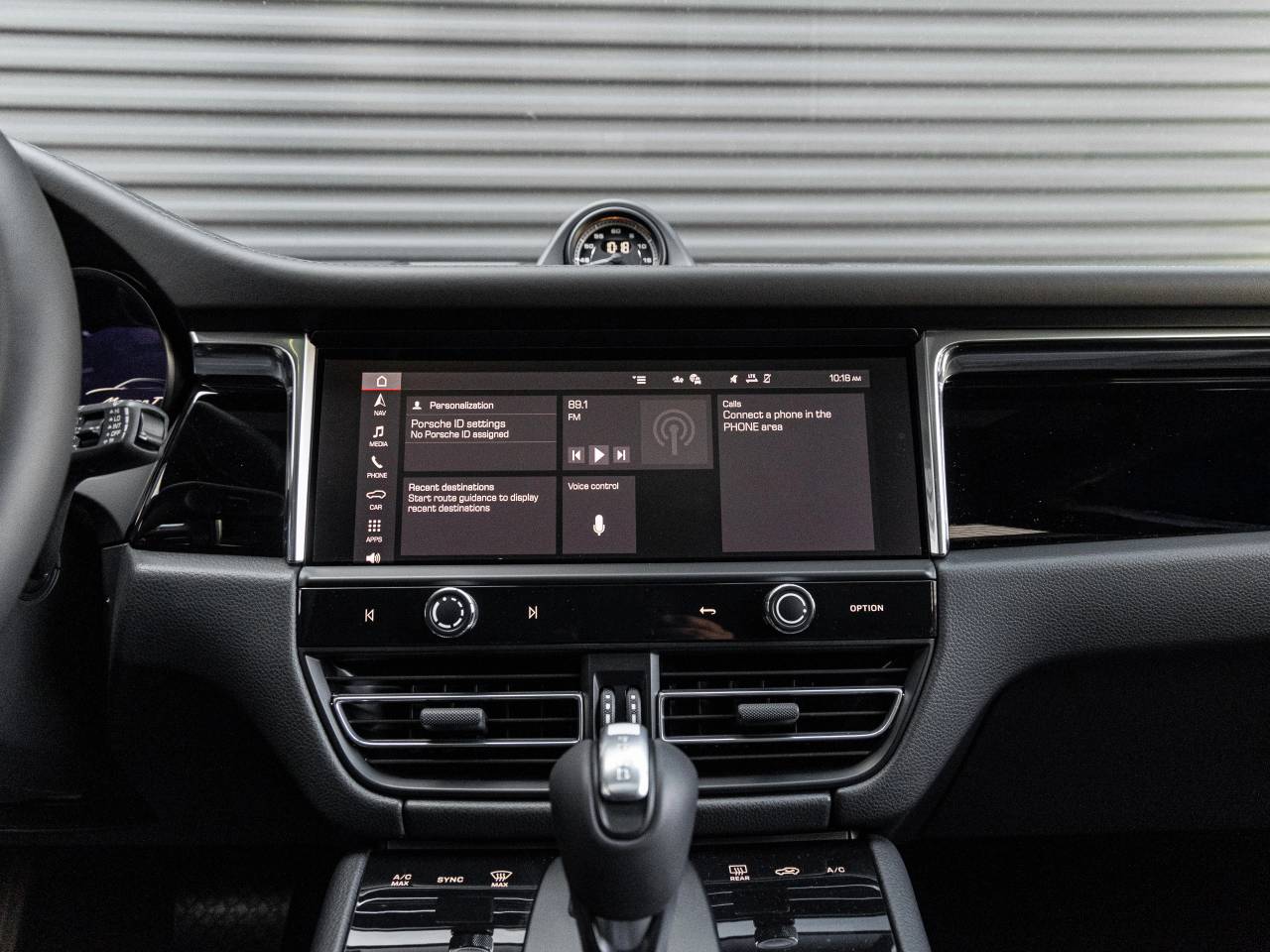 2026 Porsche Macan Macan T