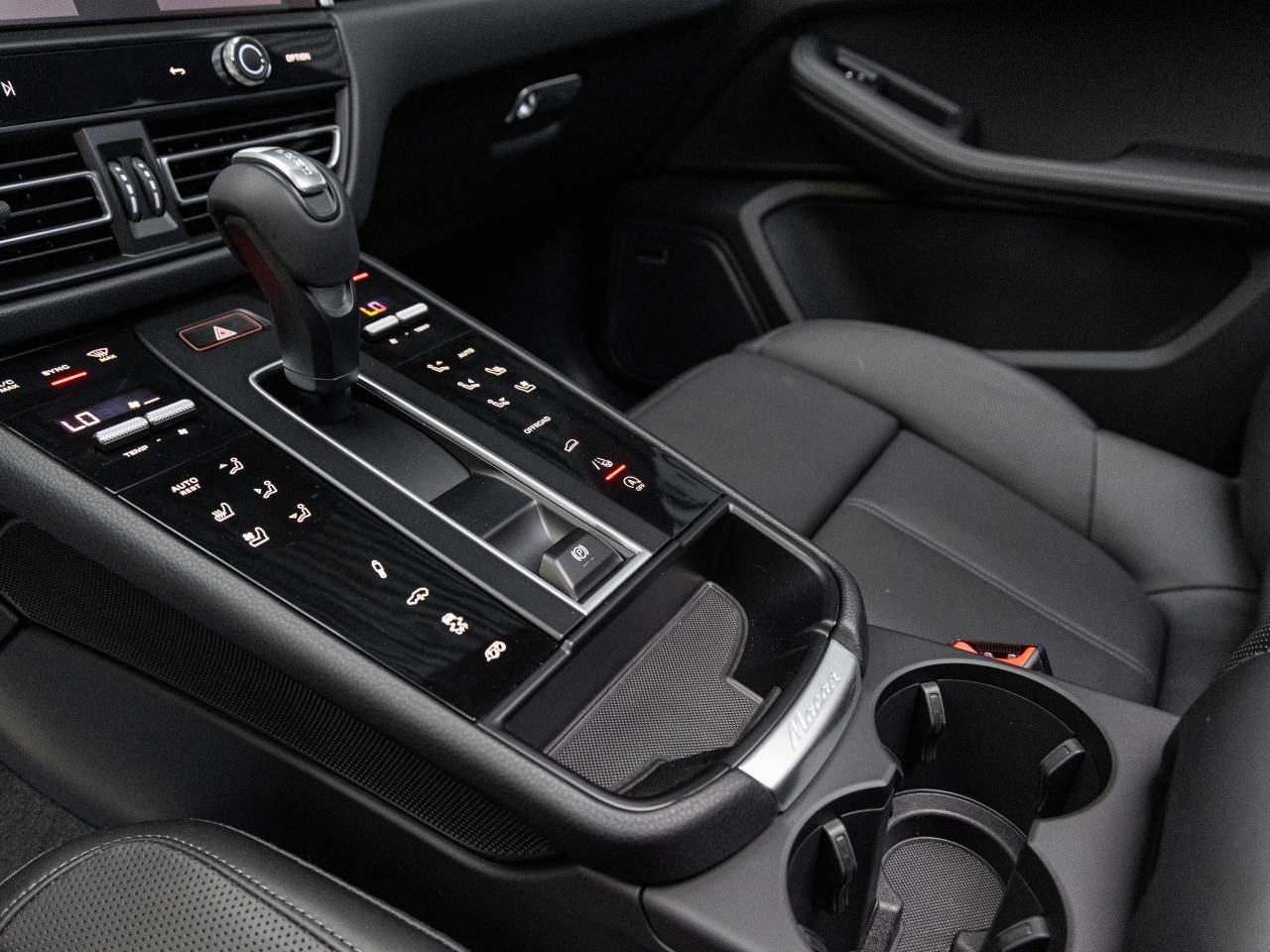 2026 Porsche Macan Macan T