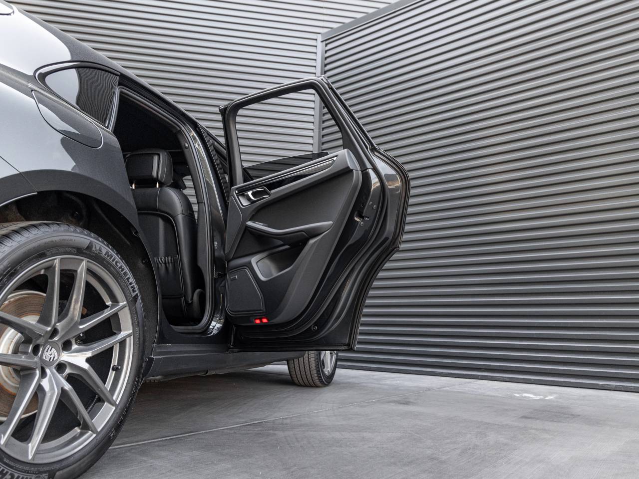 2026 Porsche Macan Macan T