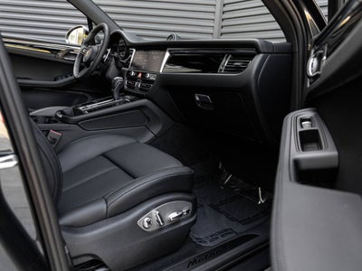 2026 Porsche Macan Macan T