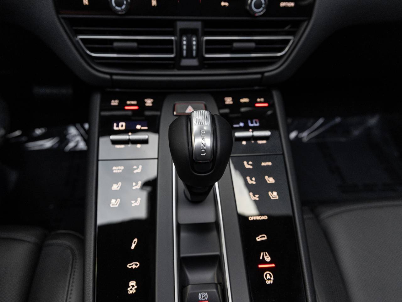 2026 Porsche Macan Macan T