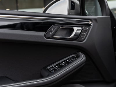 2026 Porsche Macan Macan T