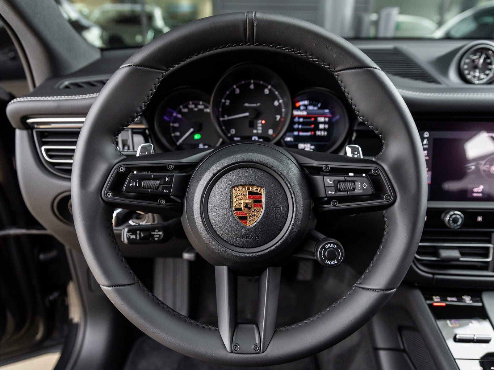 2026 Porsche Macan Macan T