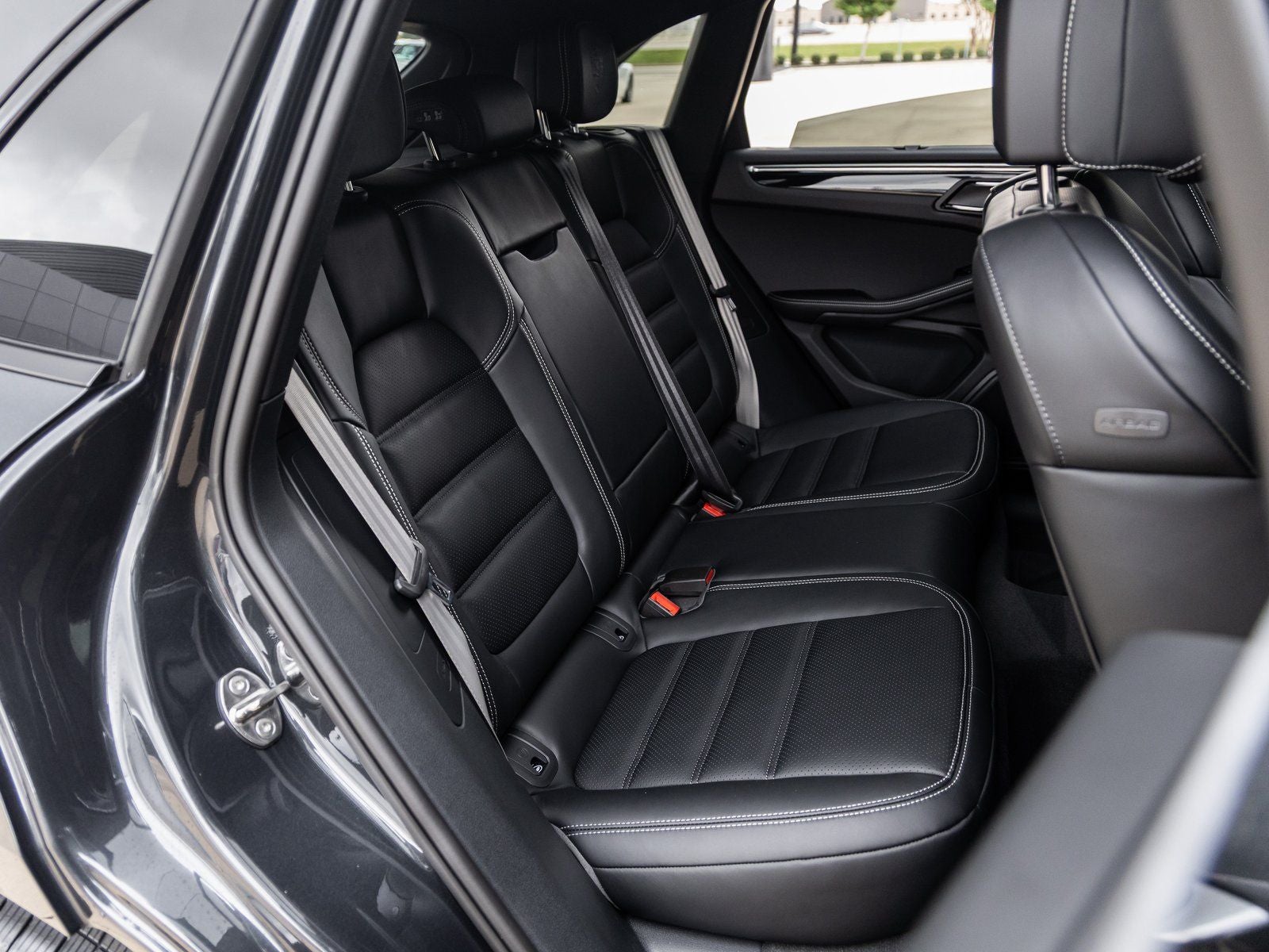 2026 Porsche Macan Macan T