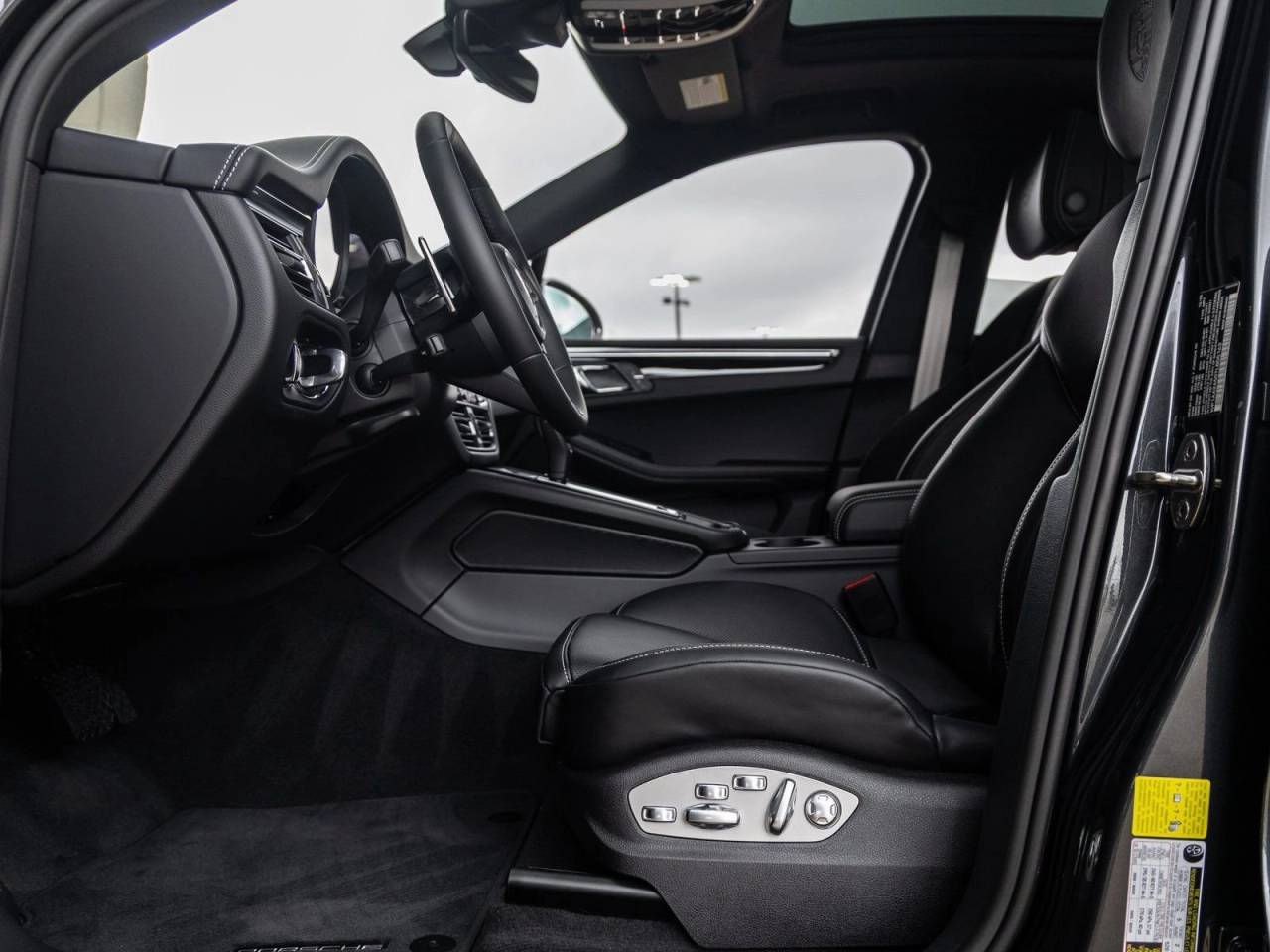 2026 Porsche Macan Macan T