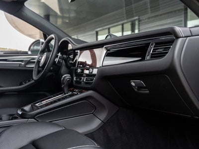 2026 Porsche Macan Macan T