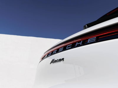 2026 Porsche Macan Macan