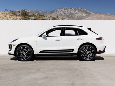2026 Porsche Macan Macan
