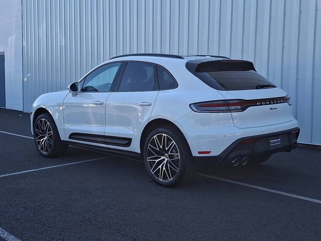 2026 Porsche Macan Macan