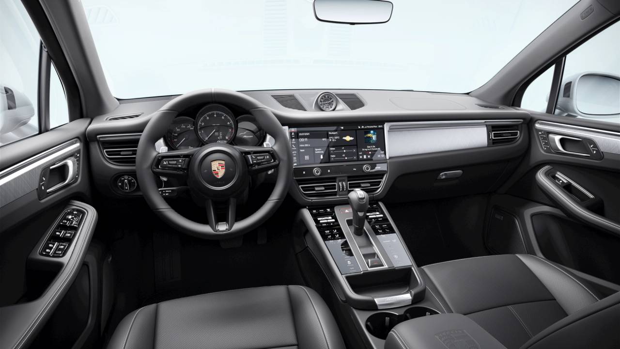 2026 Porsche Macan Base