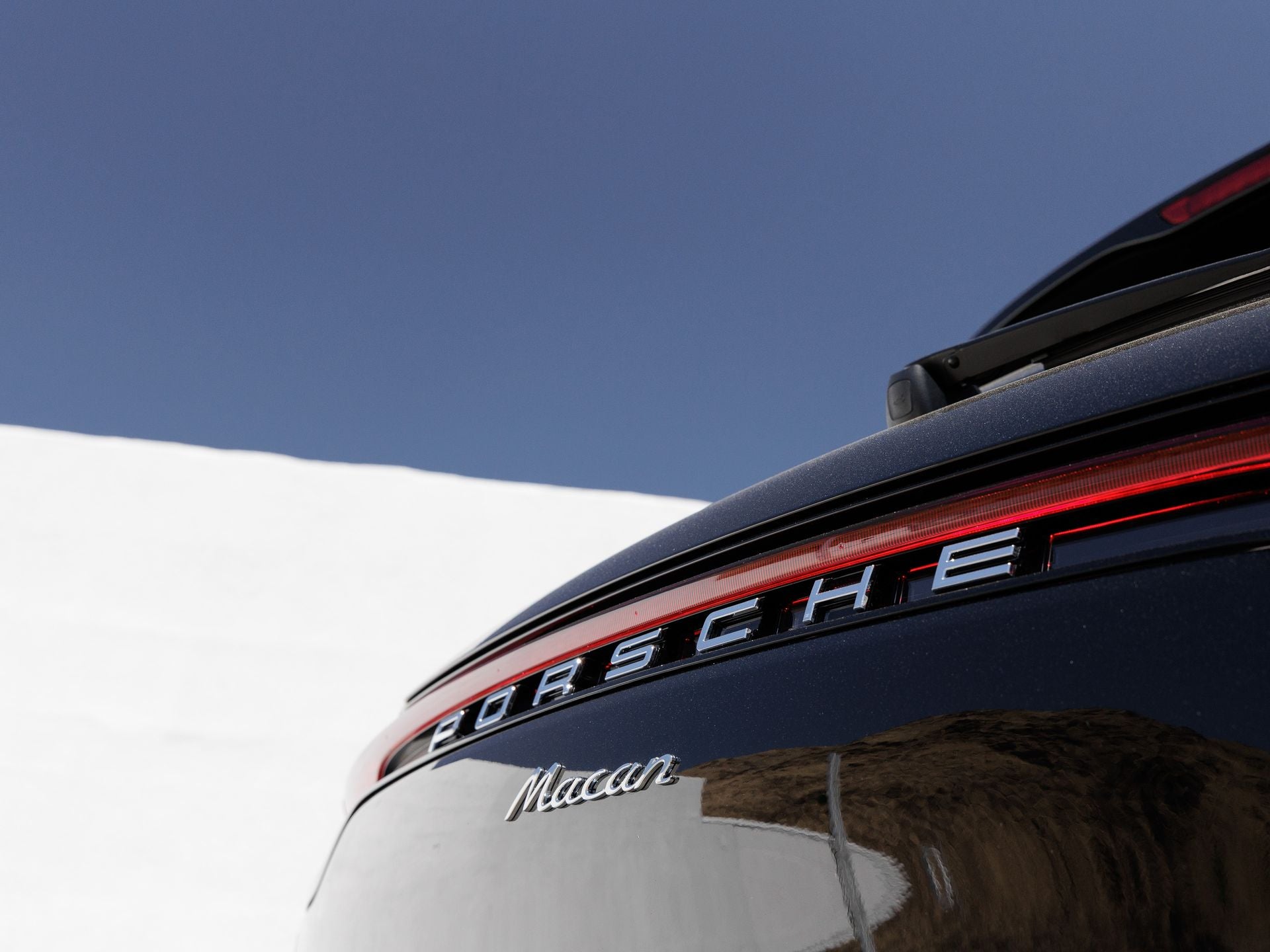 2026 Porsche Macan Macan