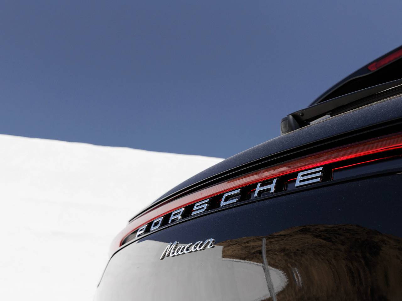 2026 Porsche Macan Macan