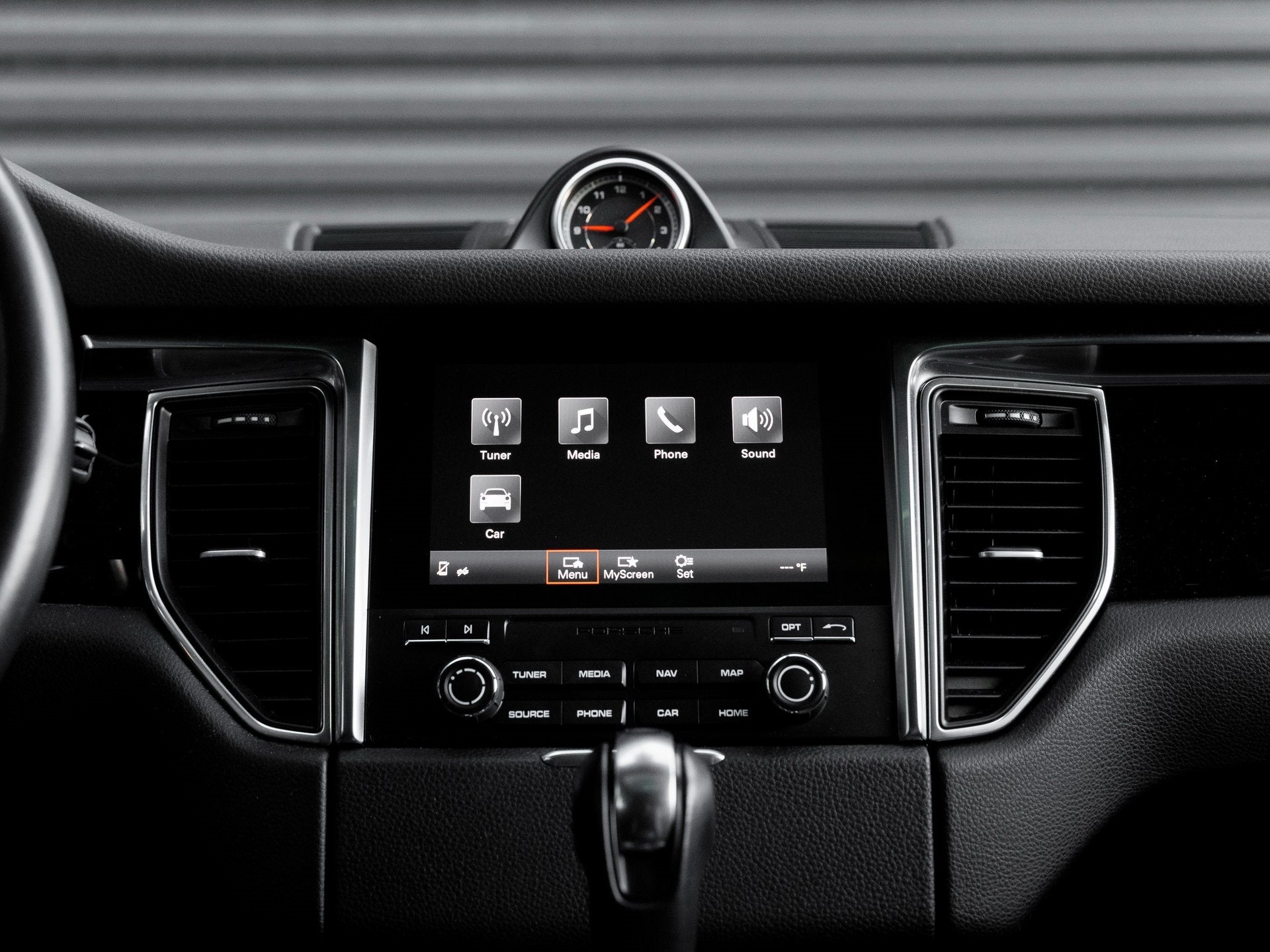 2018 Porsche Macan Macan