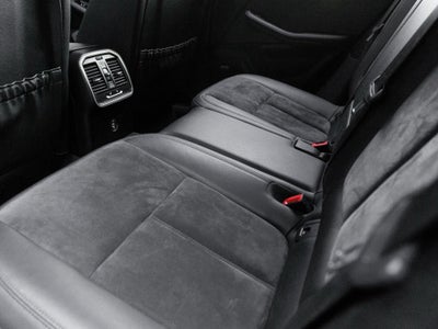 2018 Porsche Macan Macan