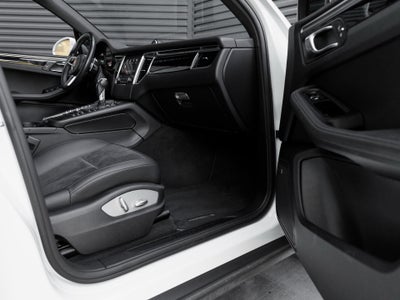 2018 Porsche Macan Macan