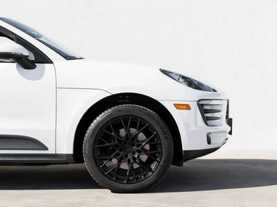 2018 Porsche Macan Macan