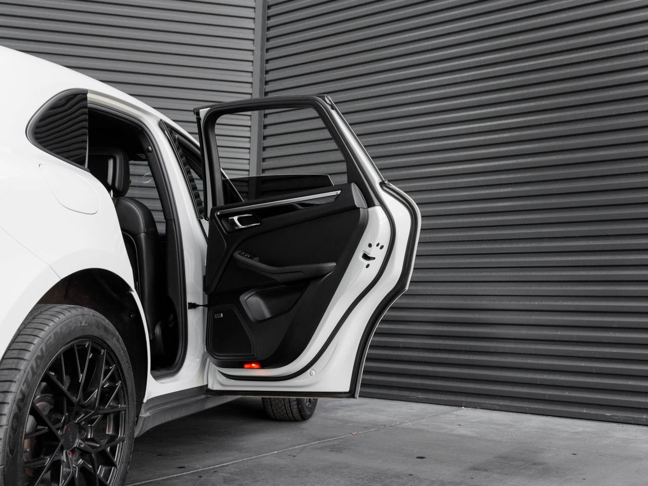 2018 Porsche Macan Macan