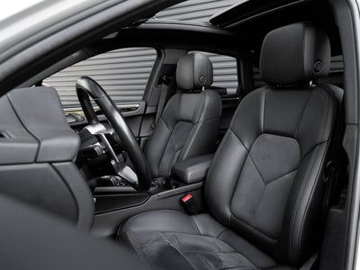 2018 Porsche Macan Macan