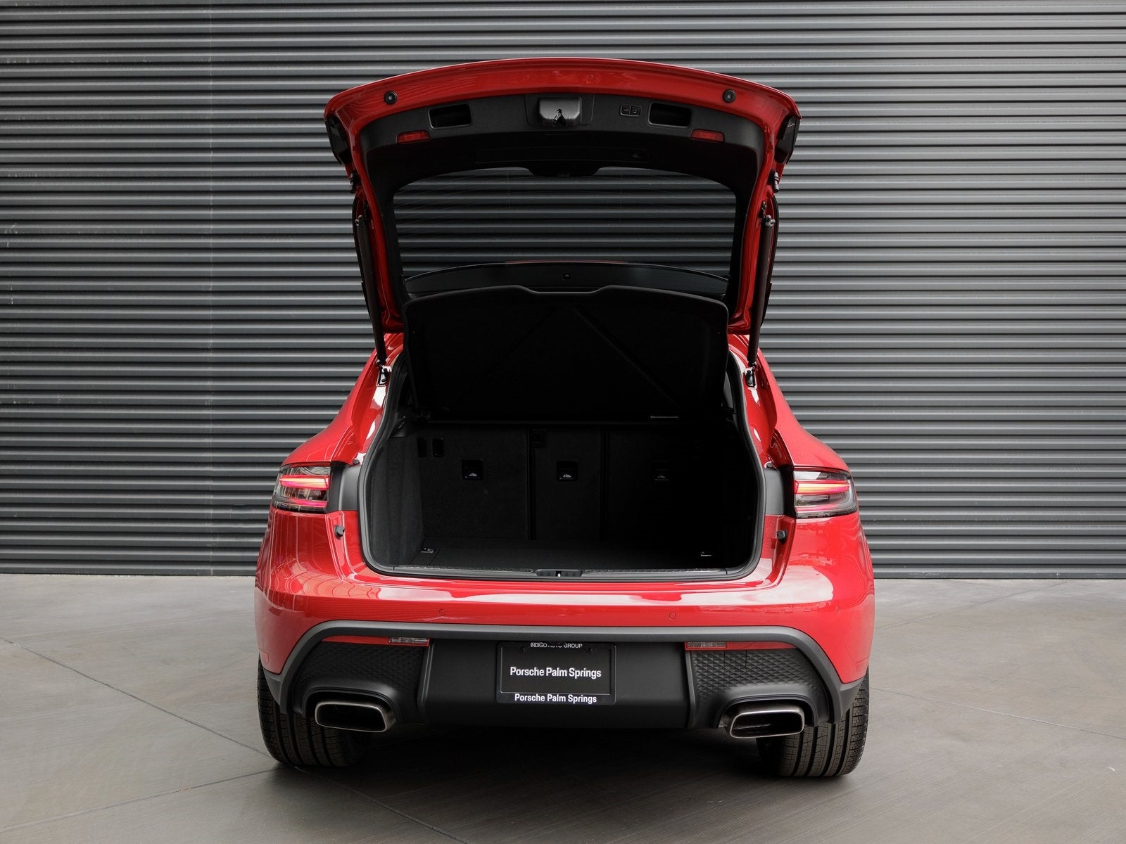 2025 Porsche Macan Base