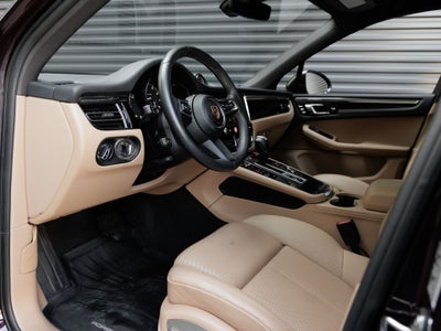 2025 Porsche Macan Macan
