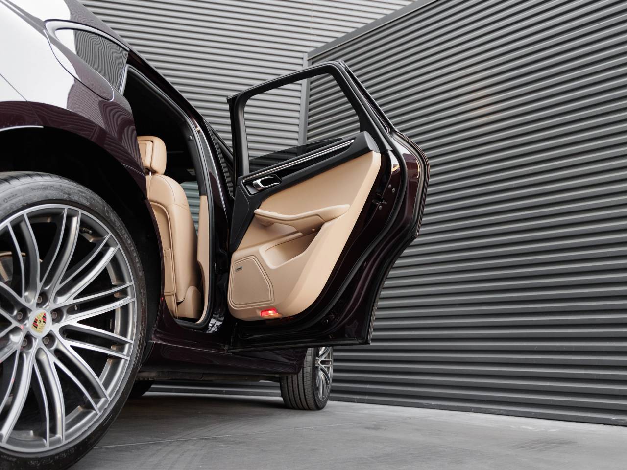 2025 Porsche Macan Macan