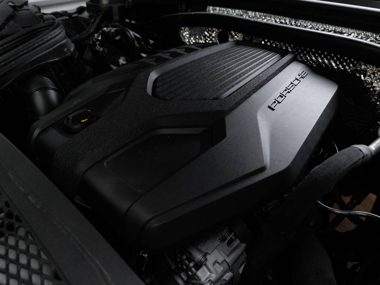 2025 Porsche Macan Macan