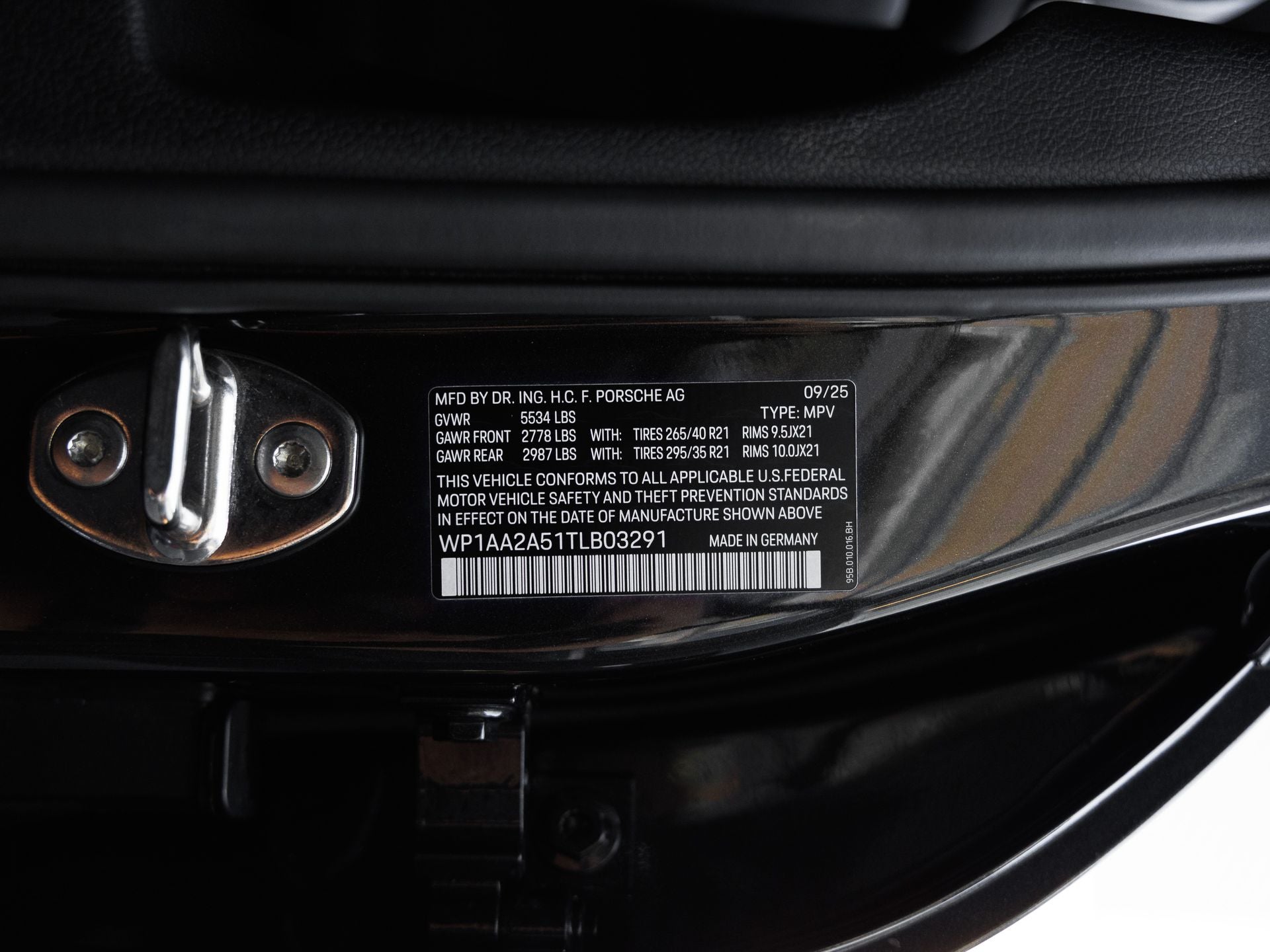 2026 Porsche Macan Macan