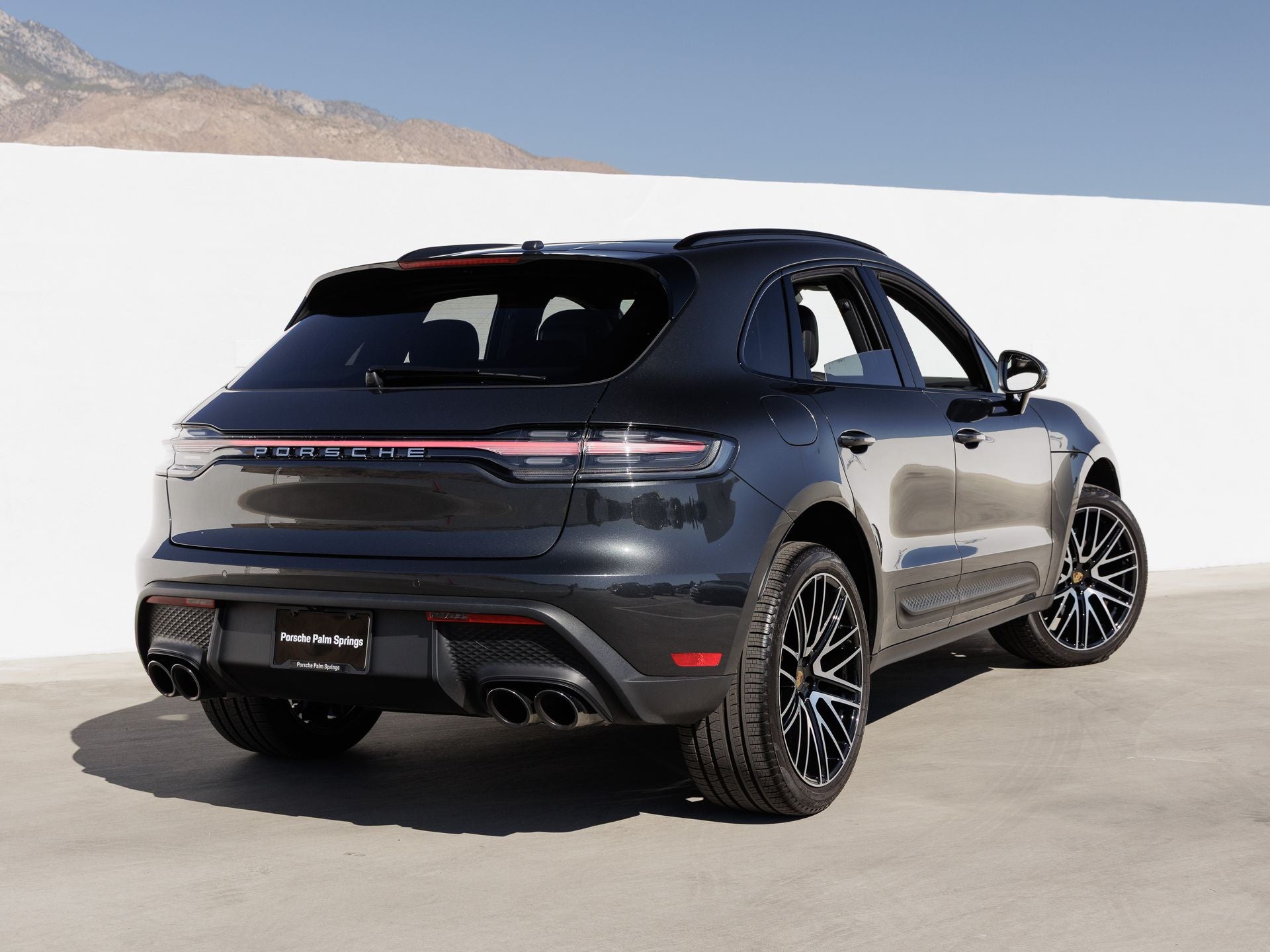 2026 Porsche Macan Macan