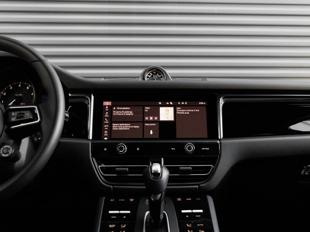 2026 Porsche Macan Macan