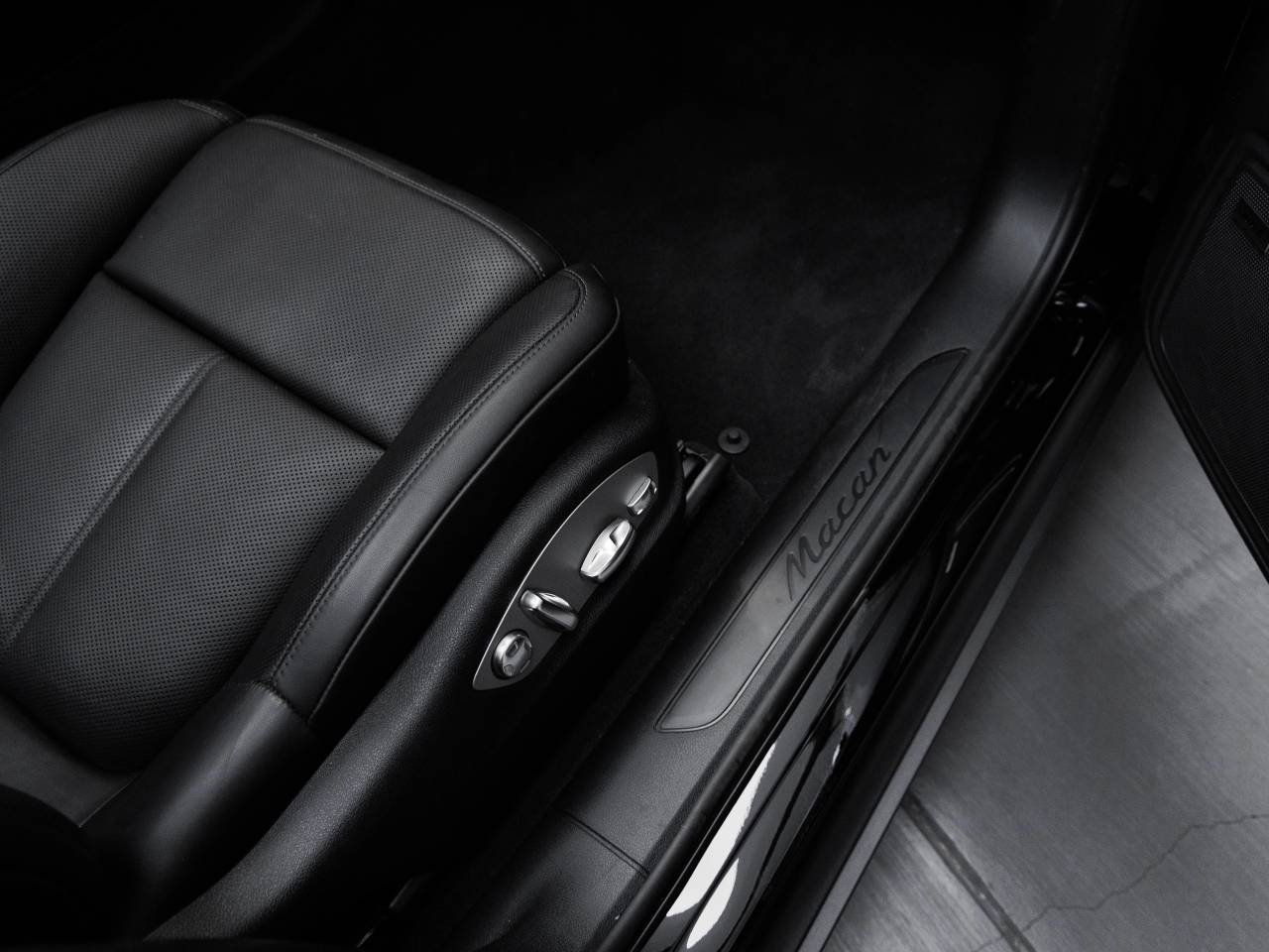 2026 Porsche Macan Macan
