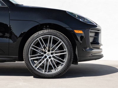 2026 Porsche Macan Macan