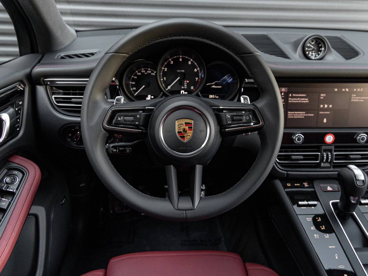 2026 Porsche Macan Macan